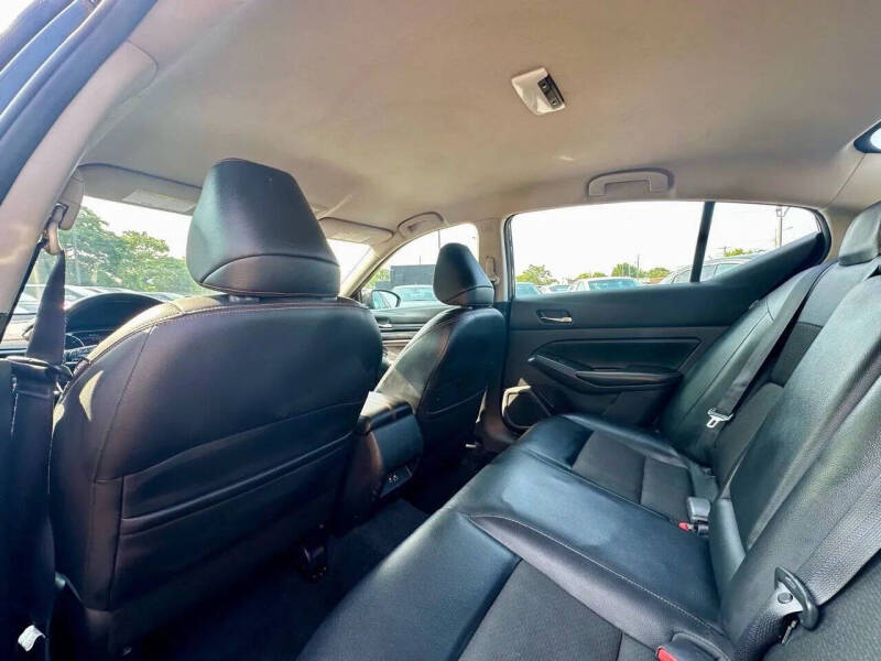 2021 Nissan Altima 2.5 SR