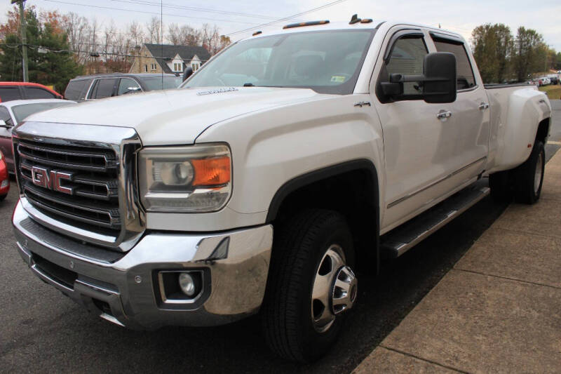 2015 GMC Sierra 3500 SLT photo 5