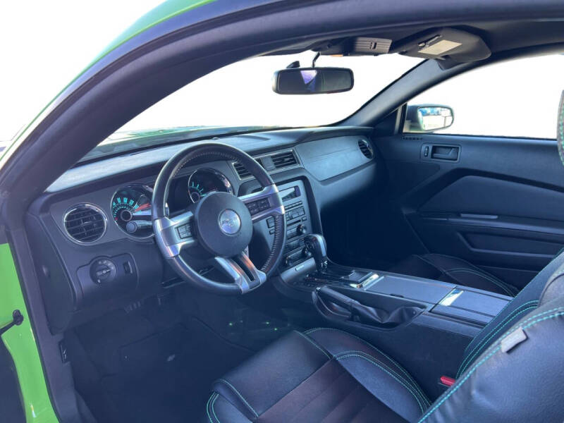 2013 Ford Mustang V6