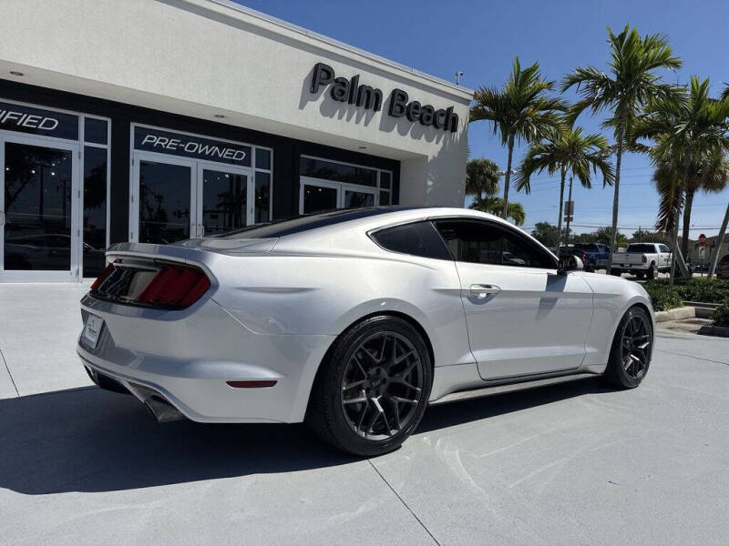 2016 Ford Mustang V6