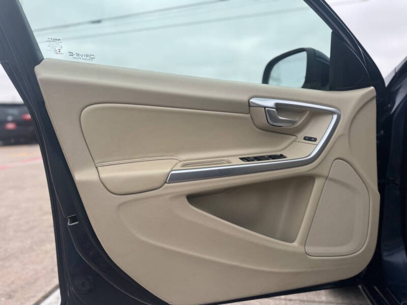 2015 Volvo S60 T5 Drive-E Premier