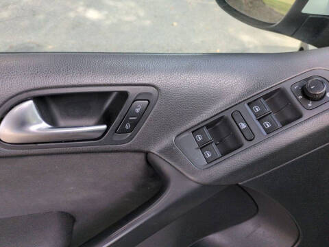 2018 Volkswagen Tiguan Limited 2.0T 4Motion