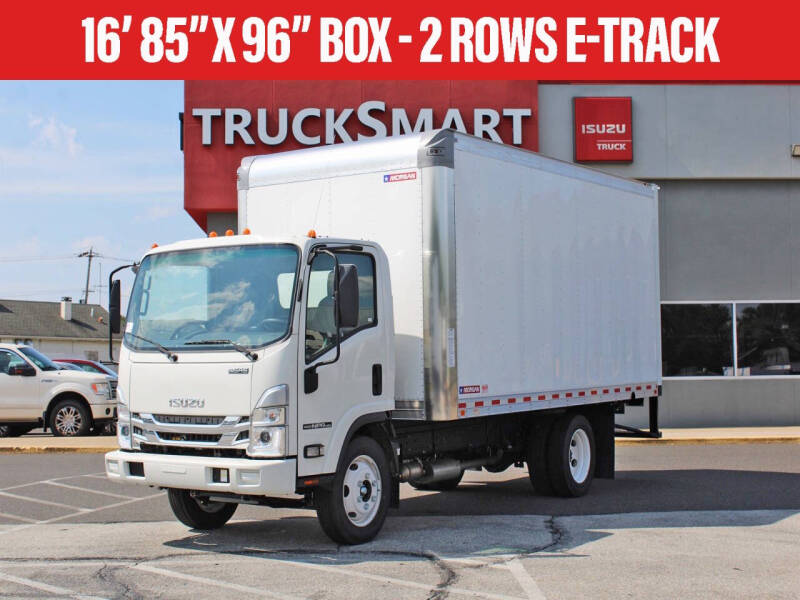 2024 Isuzu NPR HD's photo