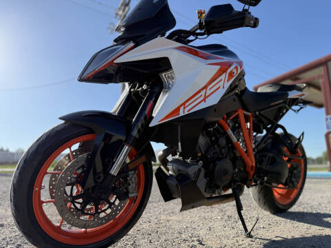 2019 KTM 1290 Super Duke GT