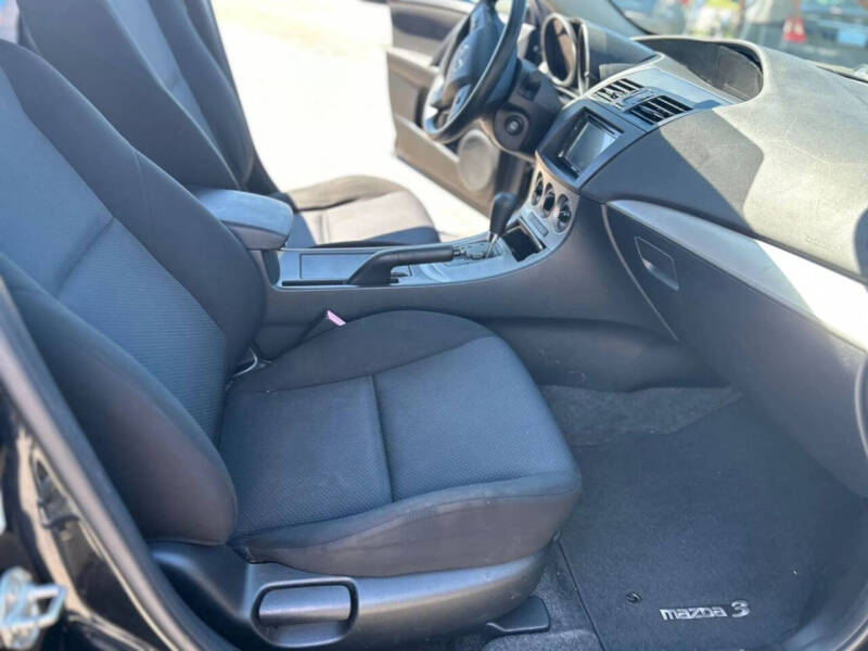 2011 Mazda MAZDA3 i Touring