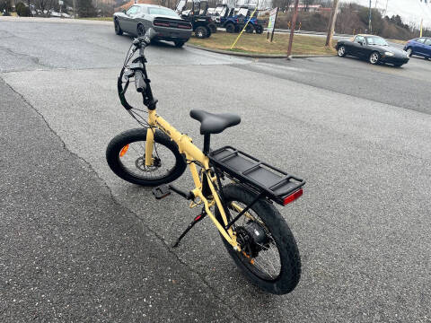 2025 Benelli E-Fold 500