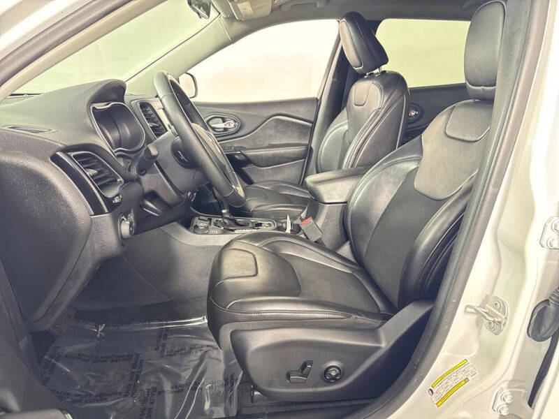 2019 Jeep Cherokee Altitude