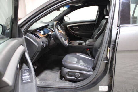 2018 Ford Taurus SEL