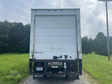 2012 Freightliner Business class M2