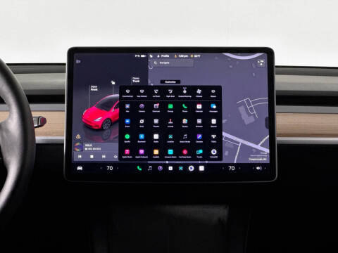 2025 Tesla Model Y Long Range