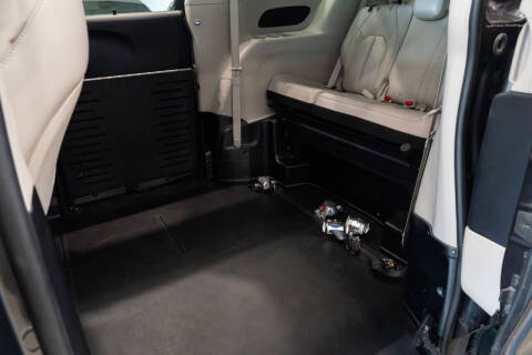 2021 Chrysler Pacifica Touring L