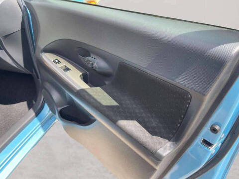 2014 Scion xD