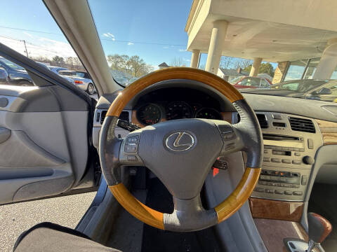 2005 Lexus ES 330