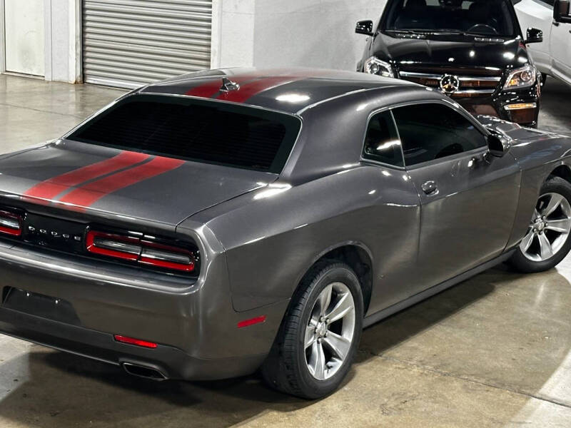 2015 Dodge Challenger SXT