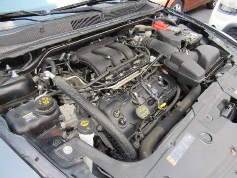 2017 Ford Taurus SEL