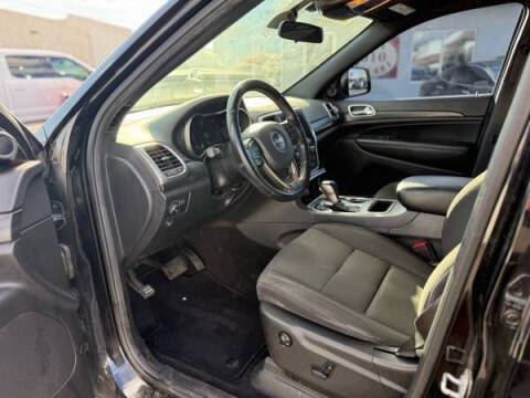 2019 Jeep Grand Cherokee Laredo E