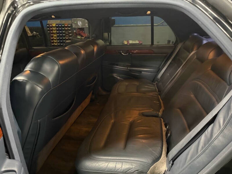 2002 Cadillac Deville Professional