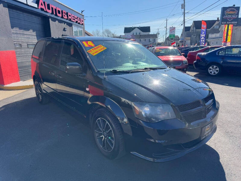 2014 Dodge Grand Caravan SE 30th Anniversary