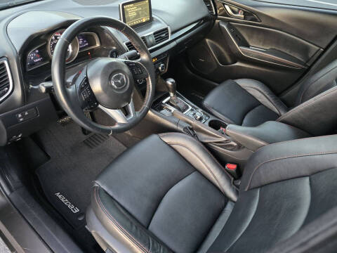 2016 Mazda MAZDA3 i Grand Touring