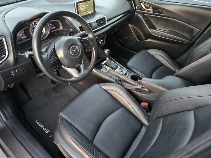 2016 Mazda MAZDA3 i Grand Touring