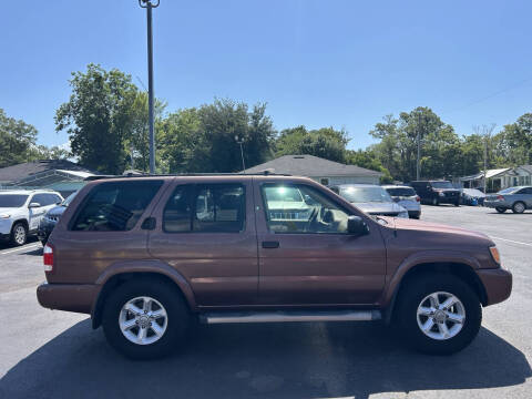 2003 Nissan Pathfinder SE