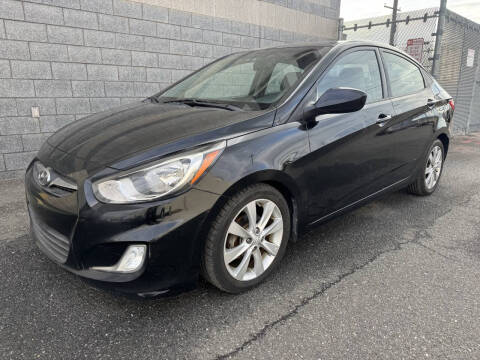 2013 Hyundai Accent GLS