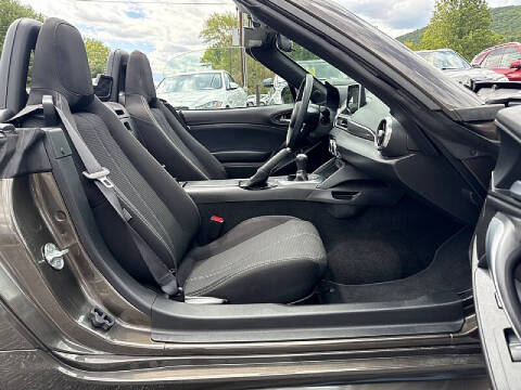 2017 FIAT 124 Spider Classica