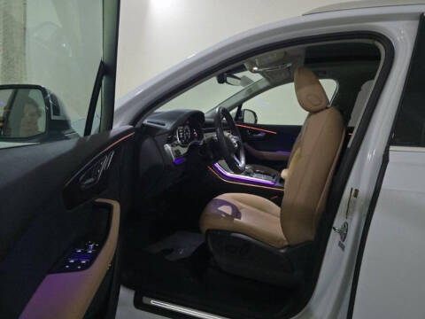 2025 Audi Q7 quattro Premium Plus 55 TFSI