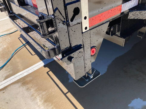 2024 Top Hat 83” x 14’ DPX 140 Dump Trailer