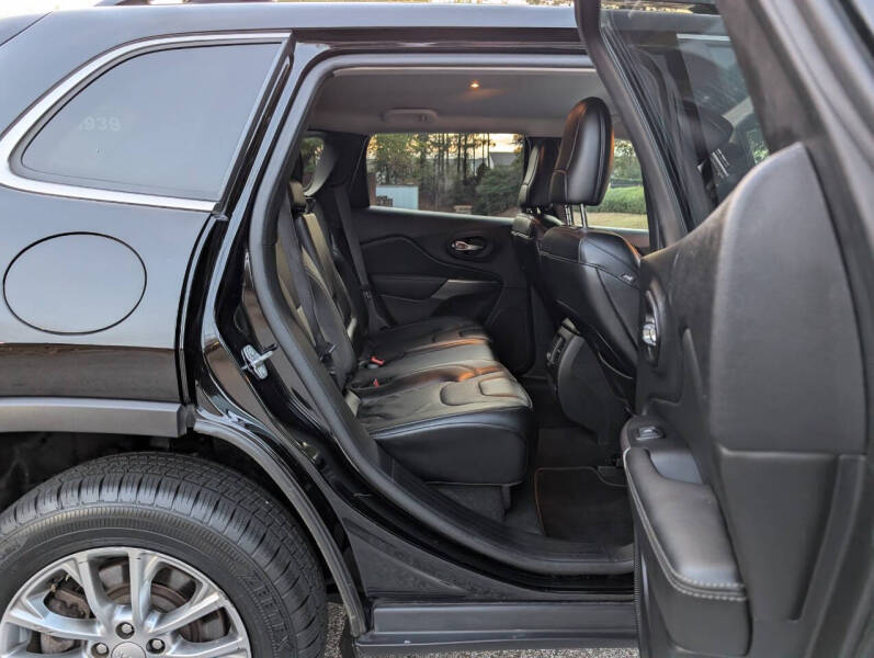 2022 Jeep Cherokee Latitude Lux