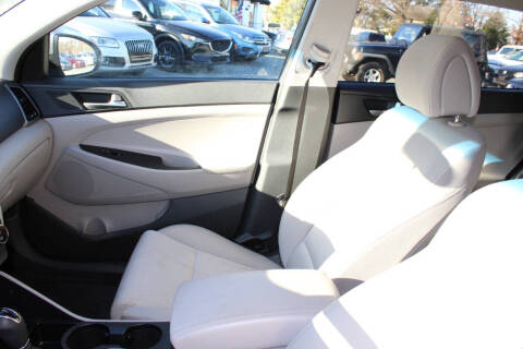 2016 Hyundai Tucson SE