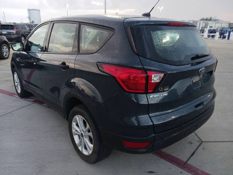 2019 Ford Escape S
