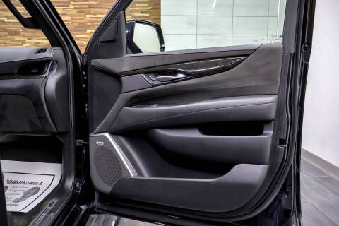 2018 Cadillac Escalade ESV Platinum