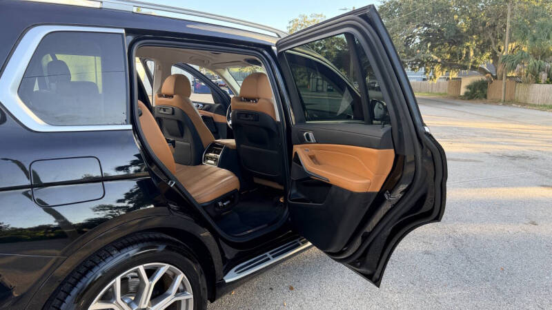 2021 BMW X7 xDrive40i