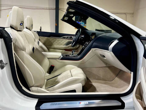 2020 BMW M8