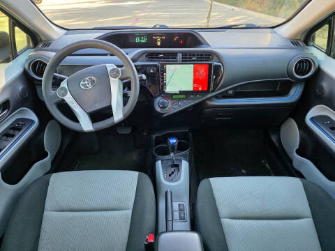 2013 Toyota Prius c Four