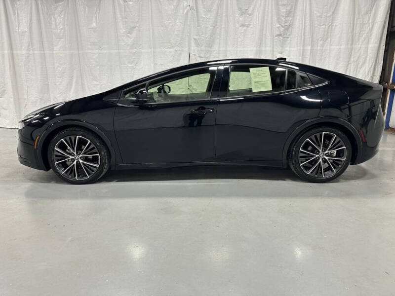 2025 Toyota Prius XLE