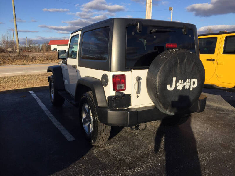 2013 Jeep Wrangler Sport photo 4