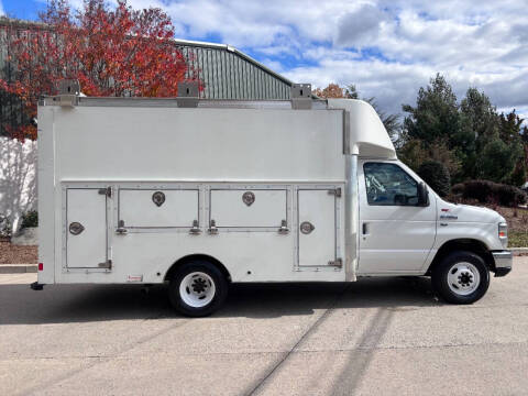 2015 Ford E-Series E-350 SD