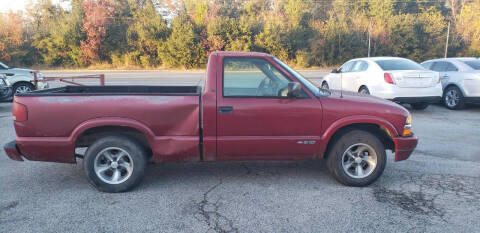 2000 Chevrolet S-10 LS