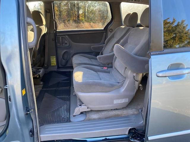 2005 Toyota Sienna