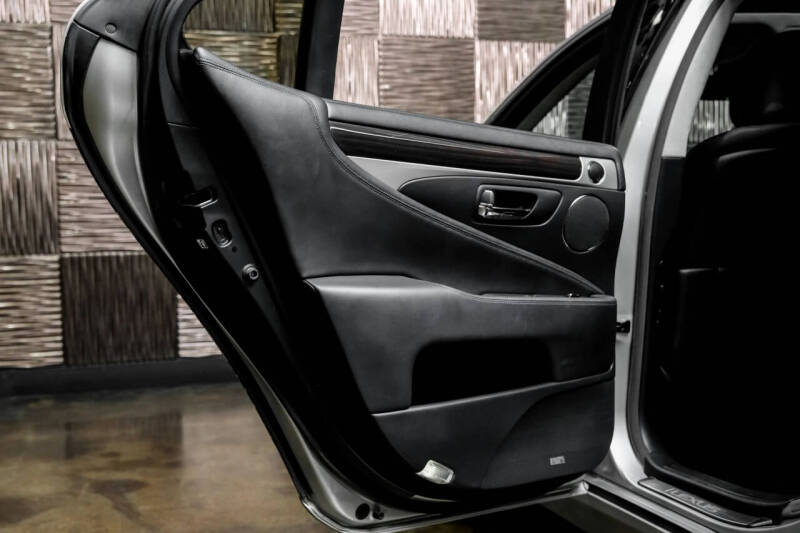 2014 Lexus LS 460