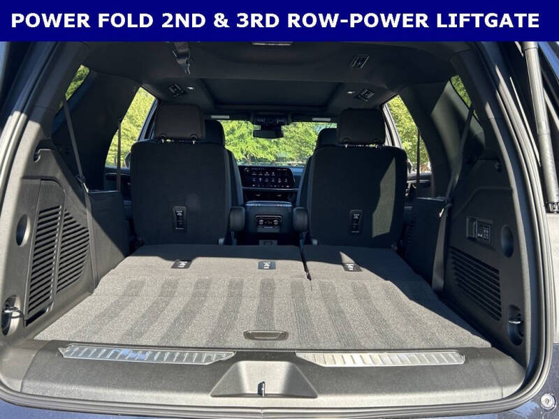 2025 Chevrolet Tahoe RST