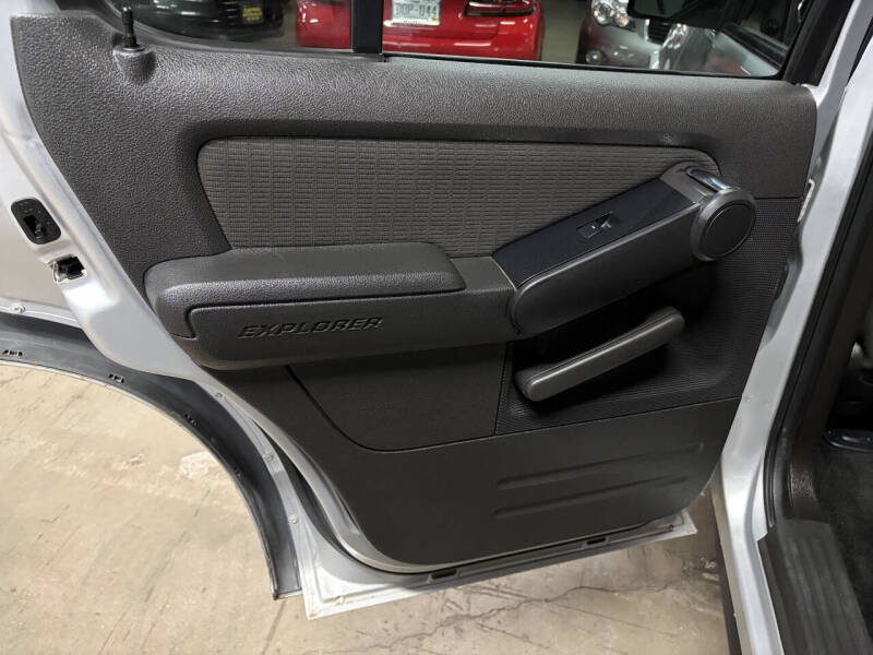 2010 Ford Explorer XLT