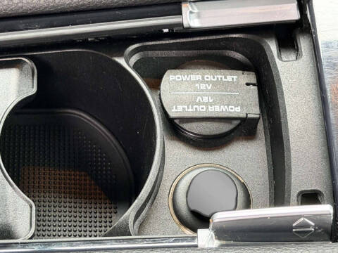 2016 Porsche Panamera 4 Edition