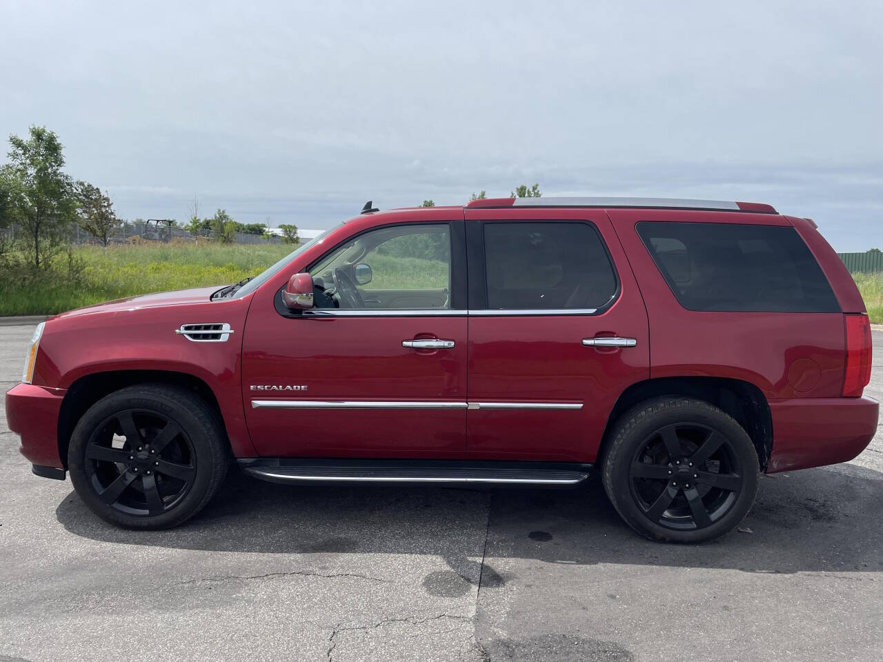 2012 Cadillac Escalade for sale at Twin Cities Auctions in Elk River, MN