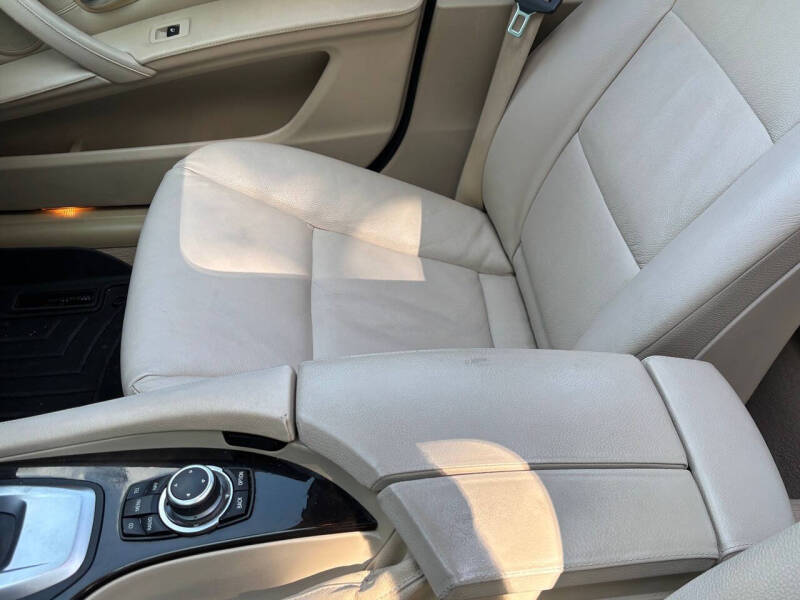2010 BMW 5 Series 528i