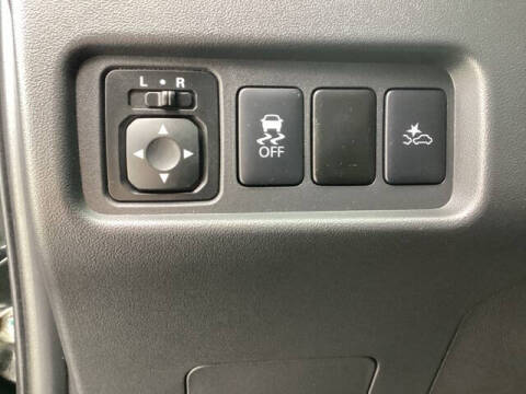 2023 Mitsubishi Mirage ES