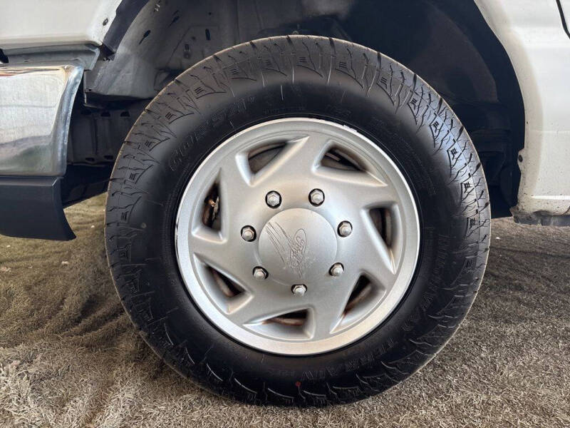 2012 Ford E-Series E-350 SD XLT