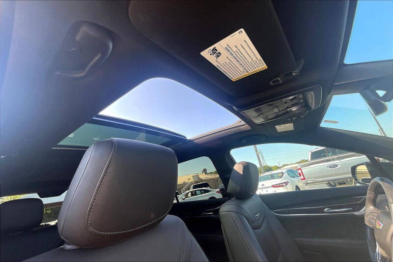 2024 Cadillac XT6 Sport